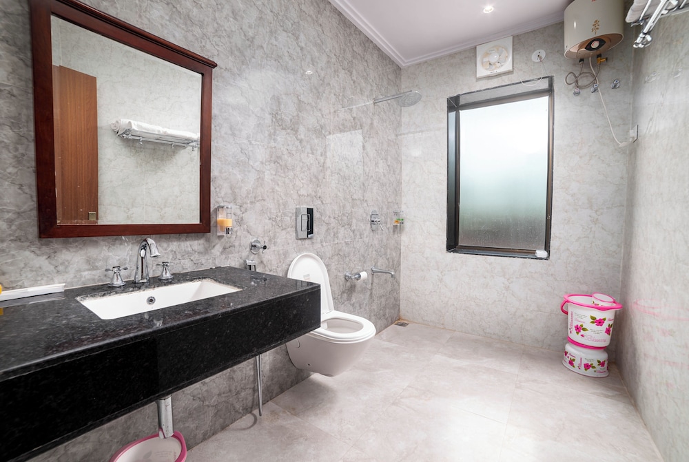 Bathroom detail in the current room image set for The Gateway Osian